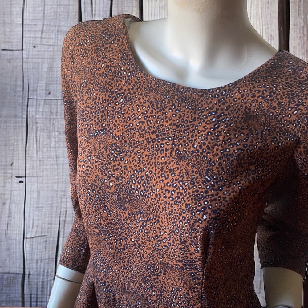 🤑10/$100 Sweet Rain orange leopard crew neck boho chic bohemian blouse top M